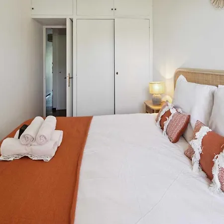 2br 4p - Balcony & 5min To * سان تروبيه