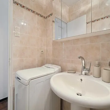 2br 4p - Balcony & 5min To شقة سان تروبيه