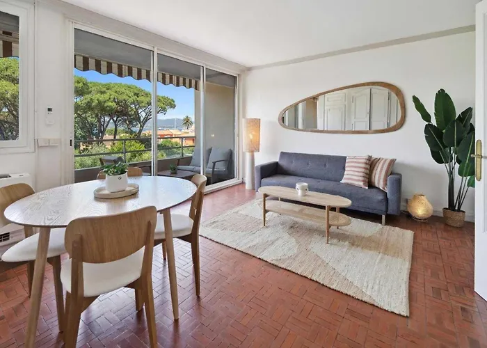 2br 4p - Balcony & 5min To