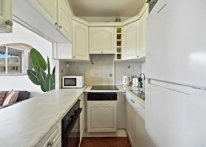 Apartment 2br 4p - Balcony & 5min To Saint-Tropez